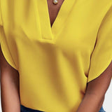 Stine | Bluse med V-hals